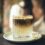 bicchiere di espresso tonic con ghiaccio